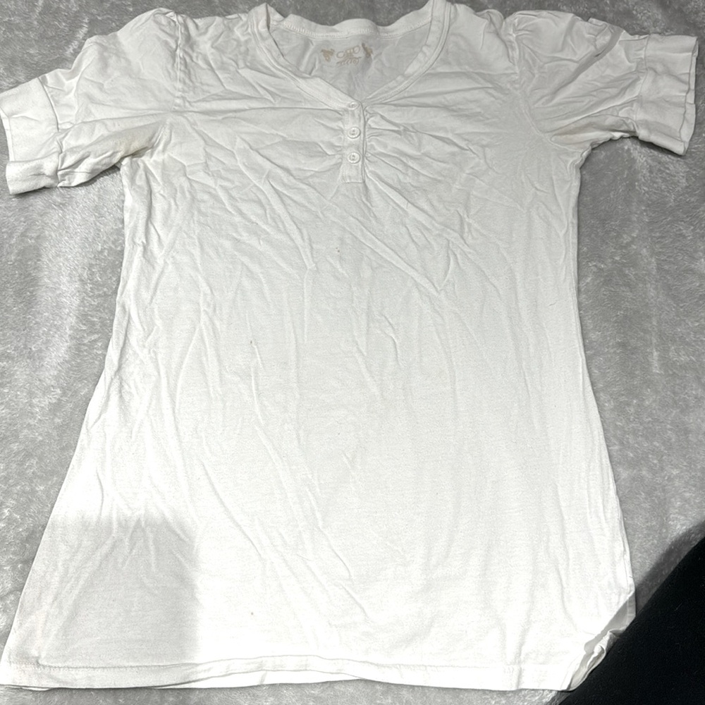 Cato white top with cuffed sleeves